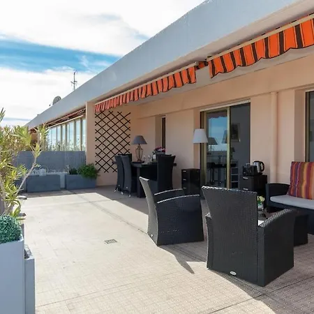 Terrasse Et Vue Sur La Baie De Cannes アパート