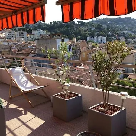 公寓 Avec Grande Terrasse ,et Vue Sur La Baie De Cannes