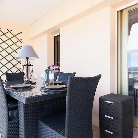 アパート Terrasse Et Vue Sur La Baie De Cannes ル·カネ
