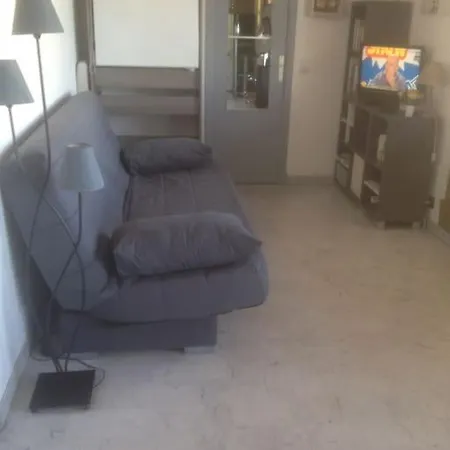 Avec Grande Terrasse ,et Vue Sur La Baie De Cannes * 勒卡内