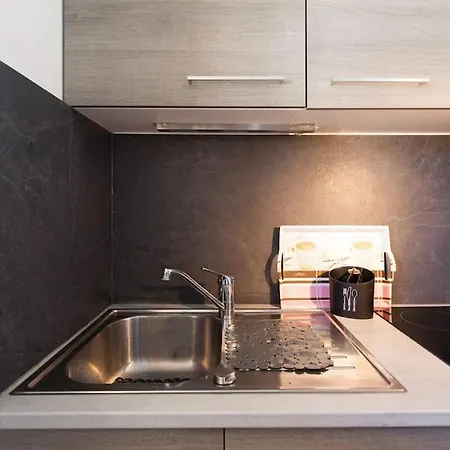 Apartament Avec Grande Terrasse ,et Vue Sur La Baie De Cannes