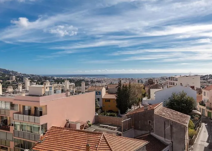 Avec Grande Terrasse ,et Vue Sur La Baie De Cannes