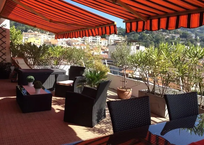 Avec Grande Terrasse ,et Vue Sur La Baie De Cannes *